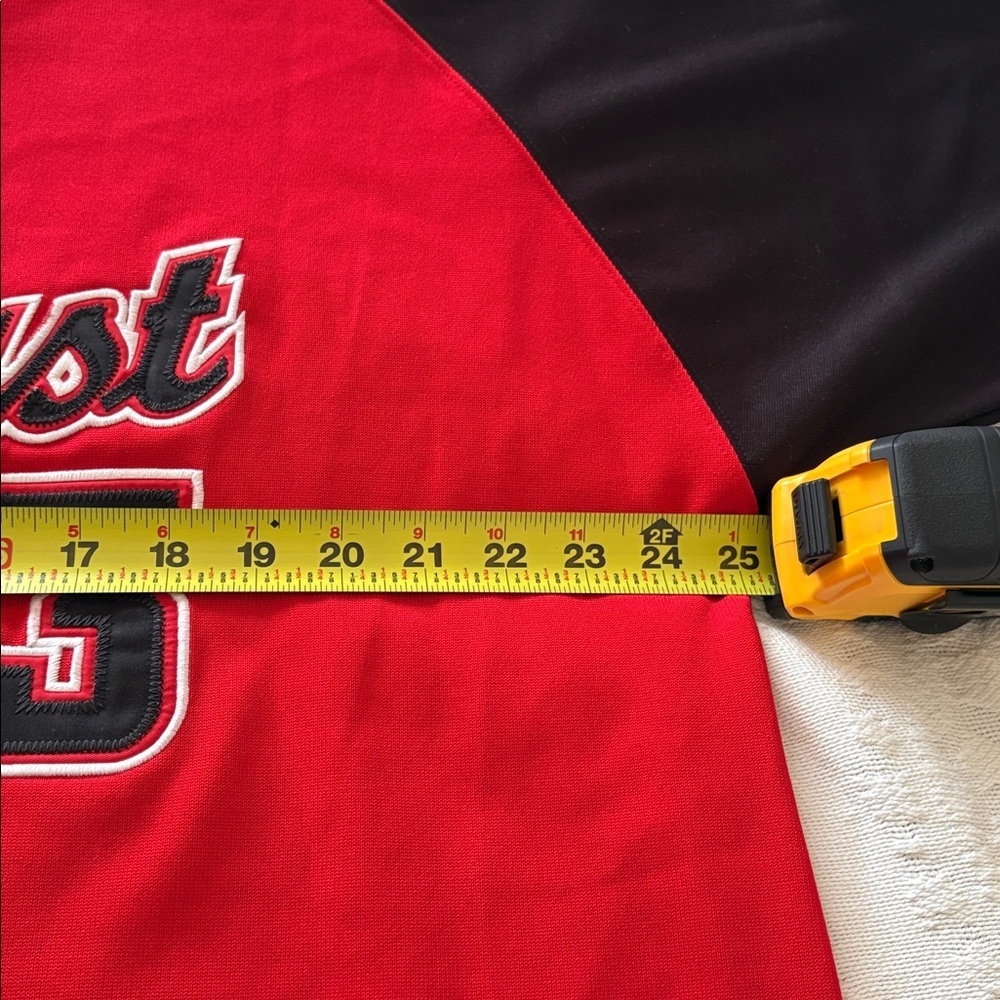 Vintage Gently loved Red Outkast 3 Jersey - Picture 5 of 13